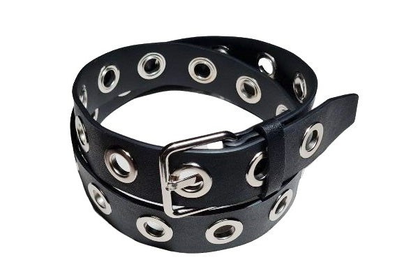 Cinto ojal metal ancho negro